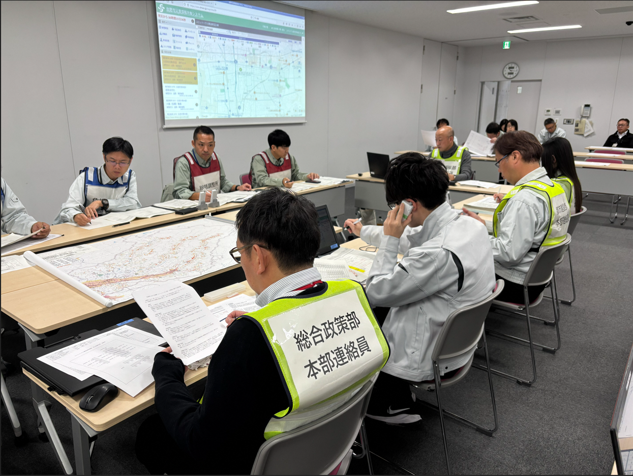 ユニットハウス輸送実証訓練の様子2