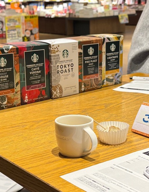 コーヒーとお菓子