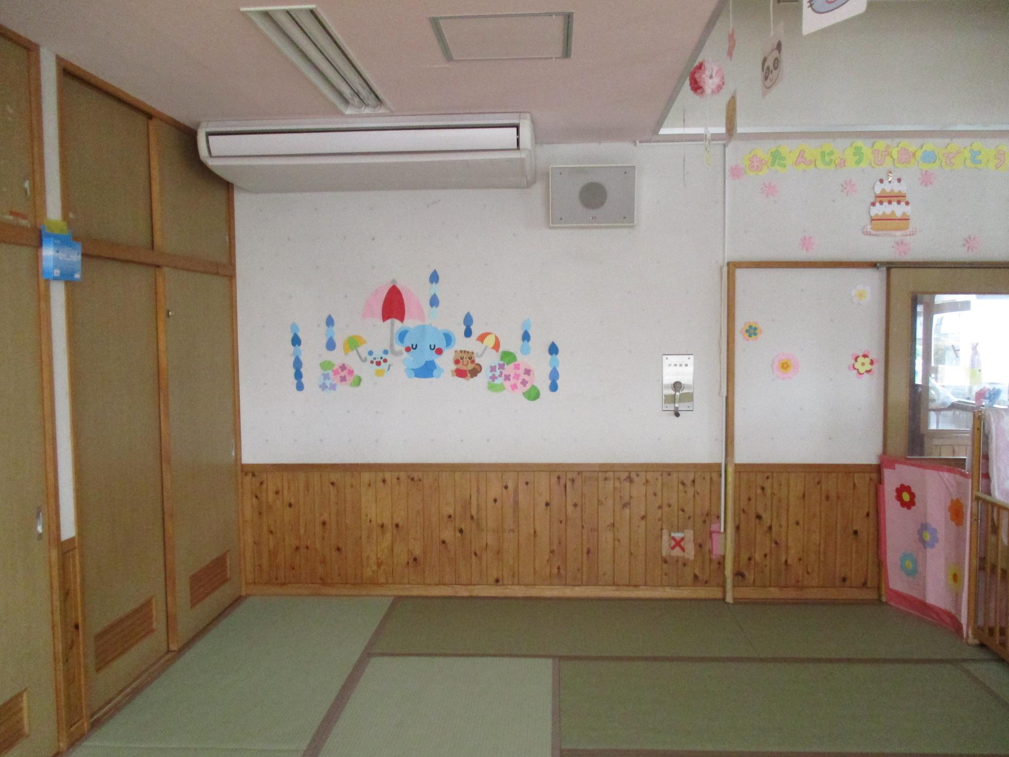 赤坂保育園乳児室
