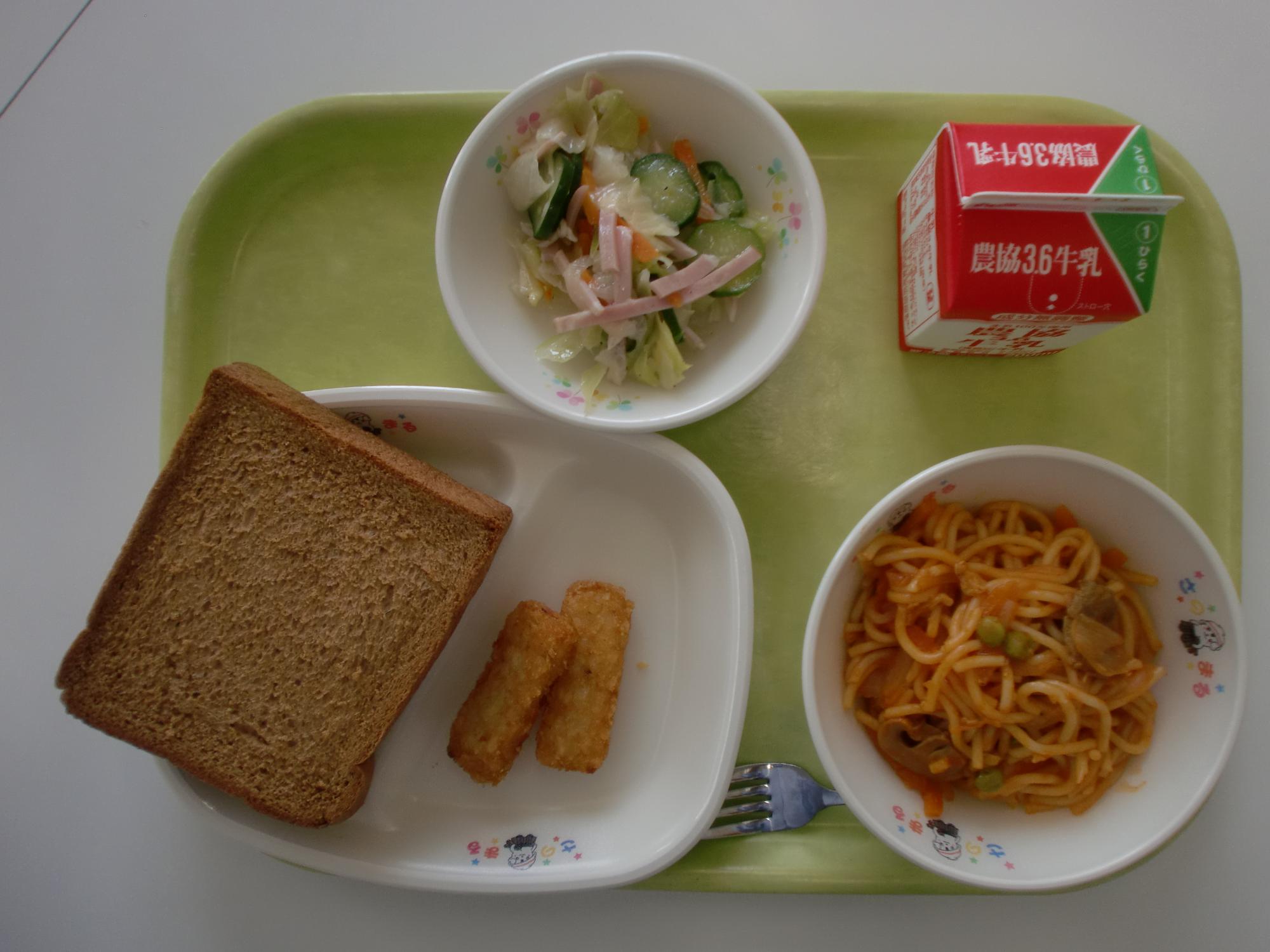 令和7年4月22日北部学校給食センター給食写真
