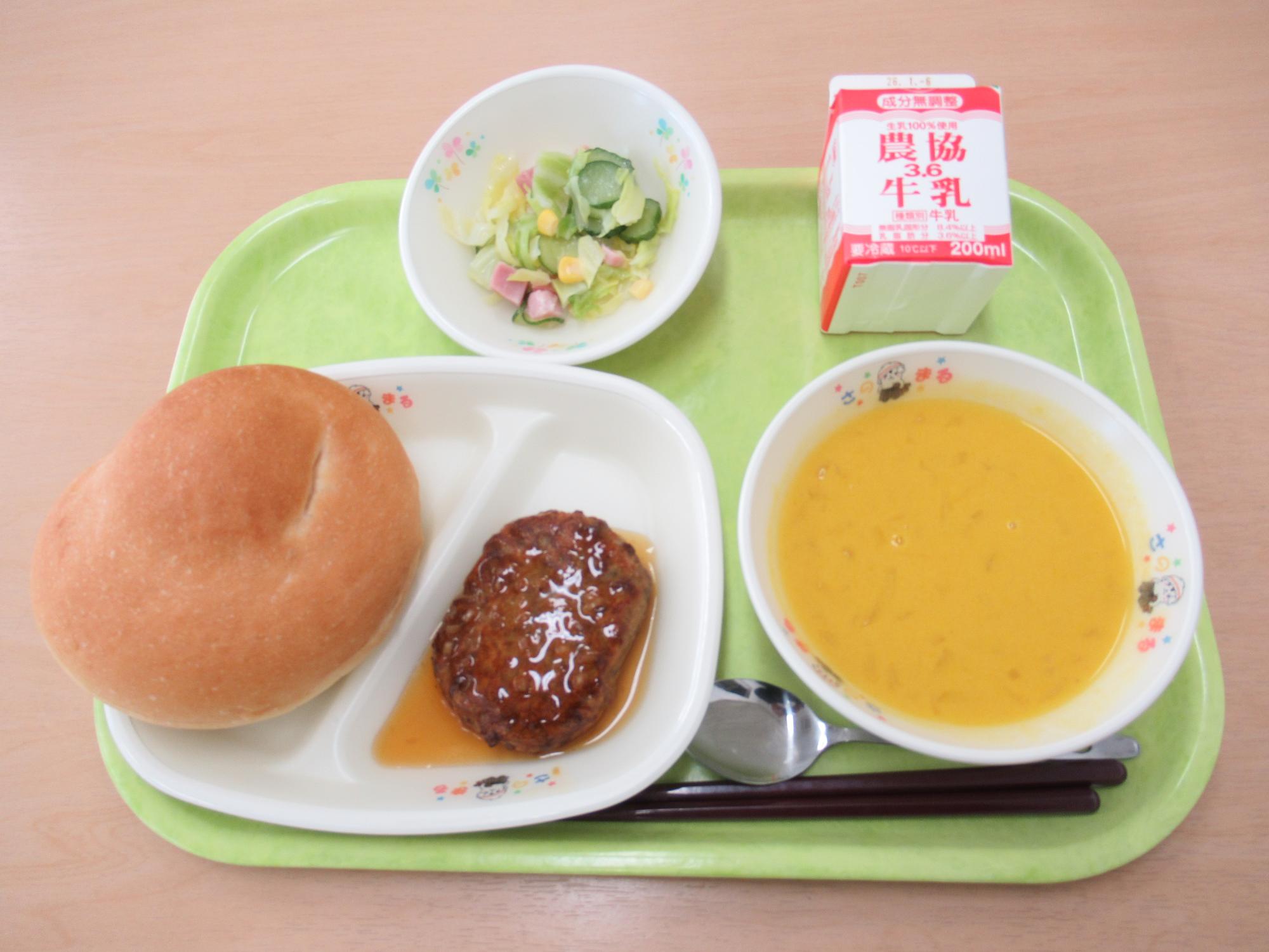 令和7年12月26日南部学校給食センター給食写真