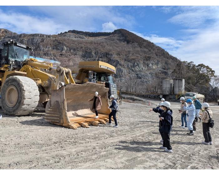 鉱山ツアー風景02