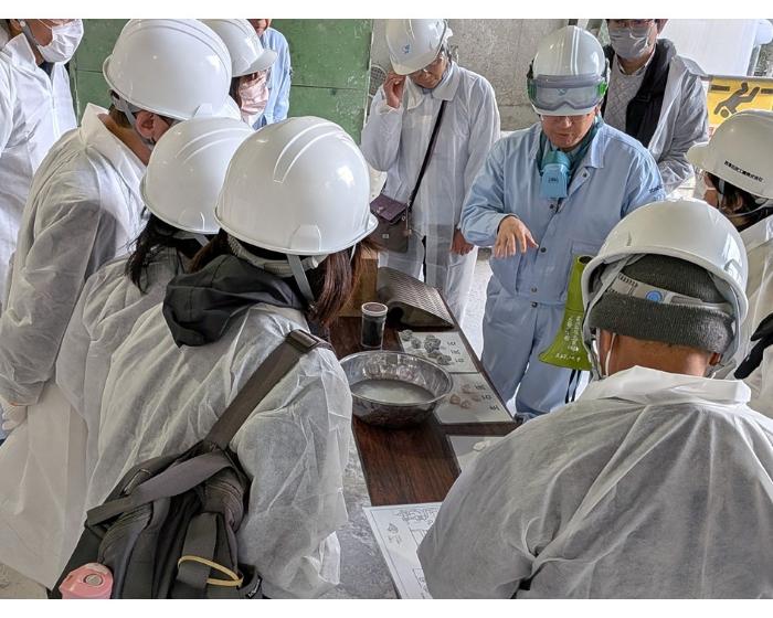 鉱山ツアー風景04